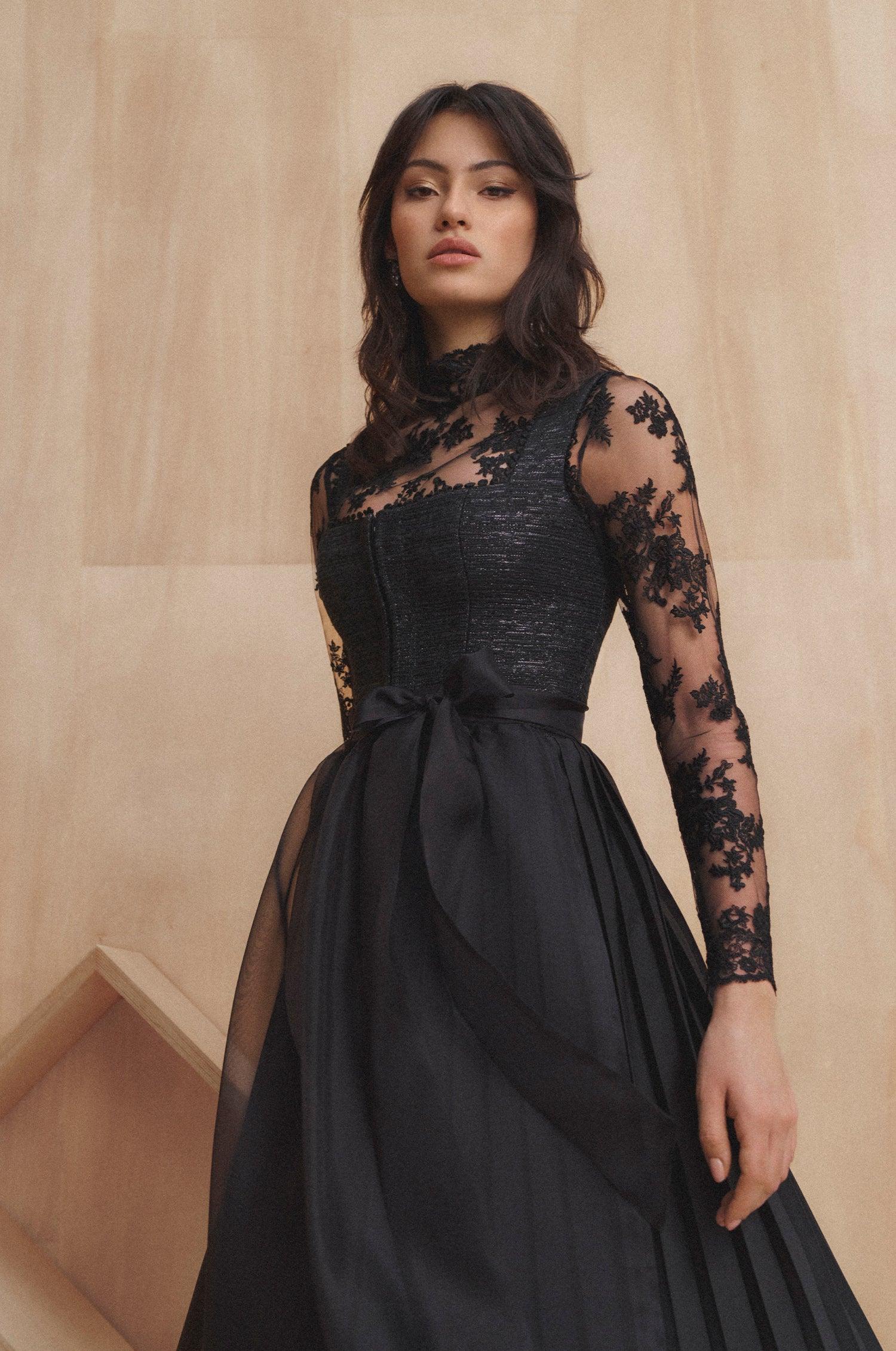 Dirndl Soria in Schwarz - TRACHT À PORTER