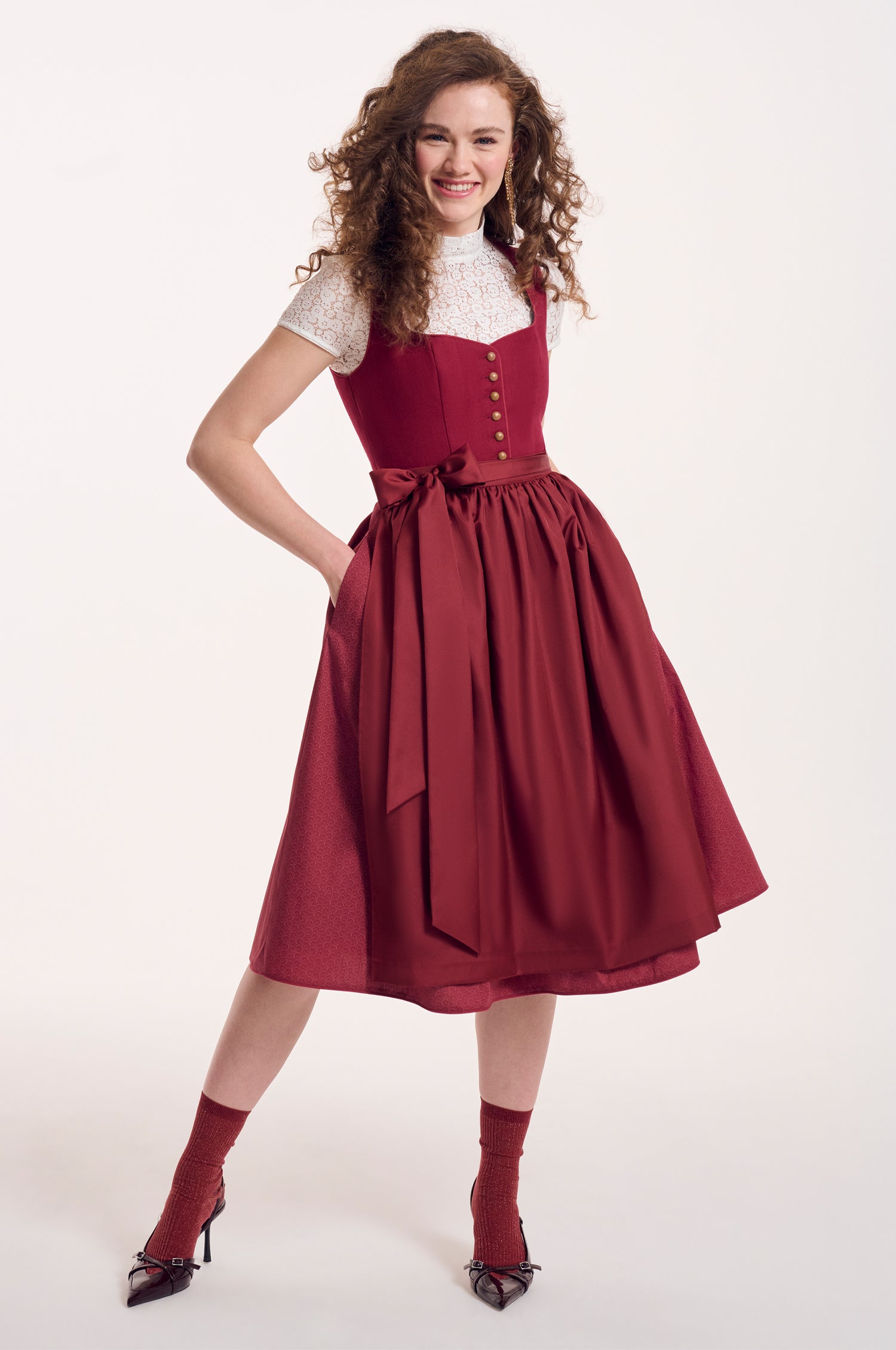Dirndl Nora in Weinrot