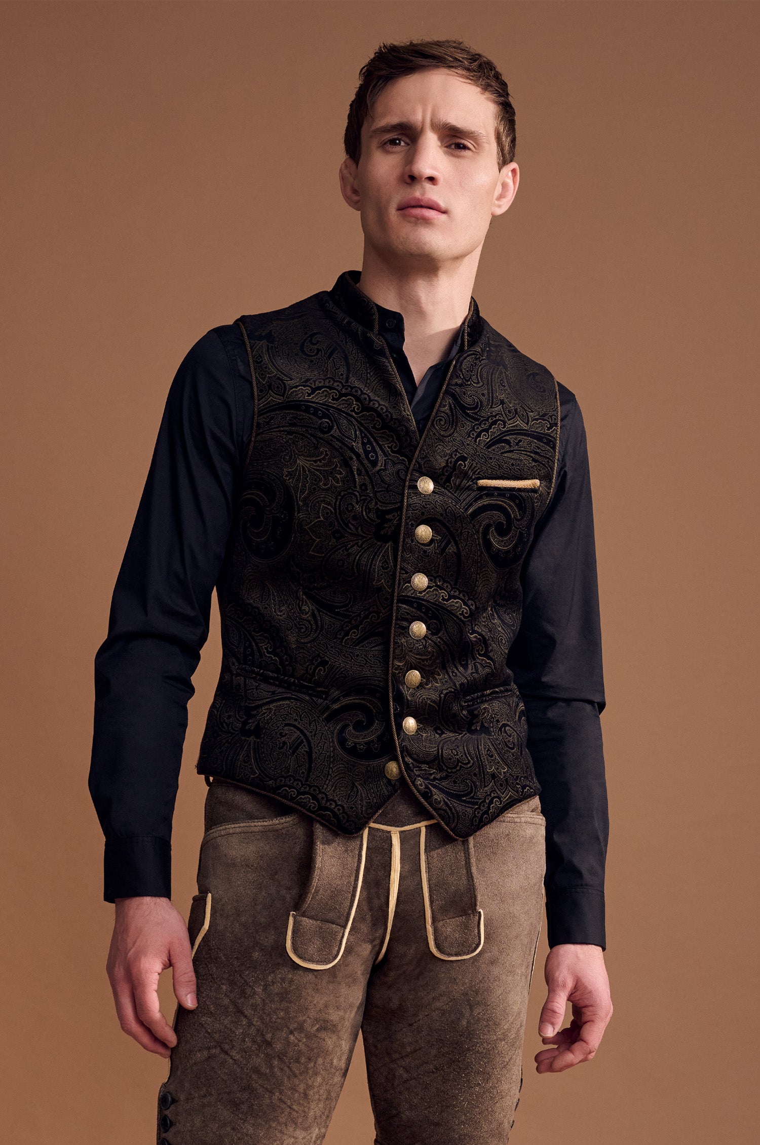 Trachtenweste Henry in Gold