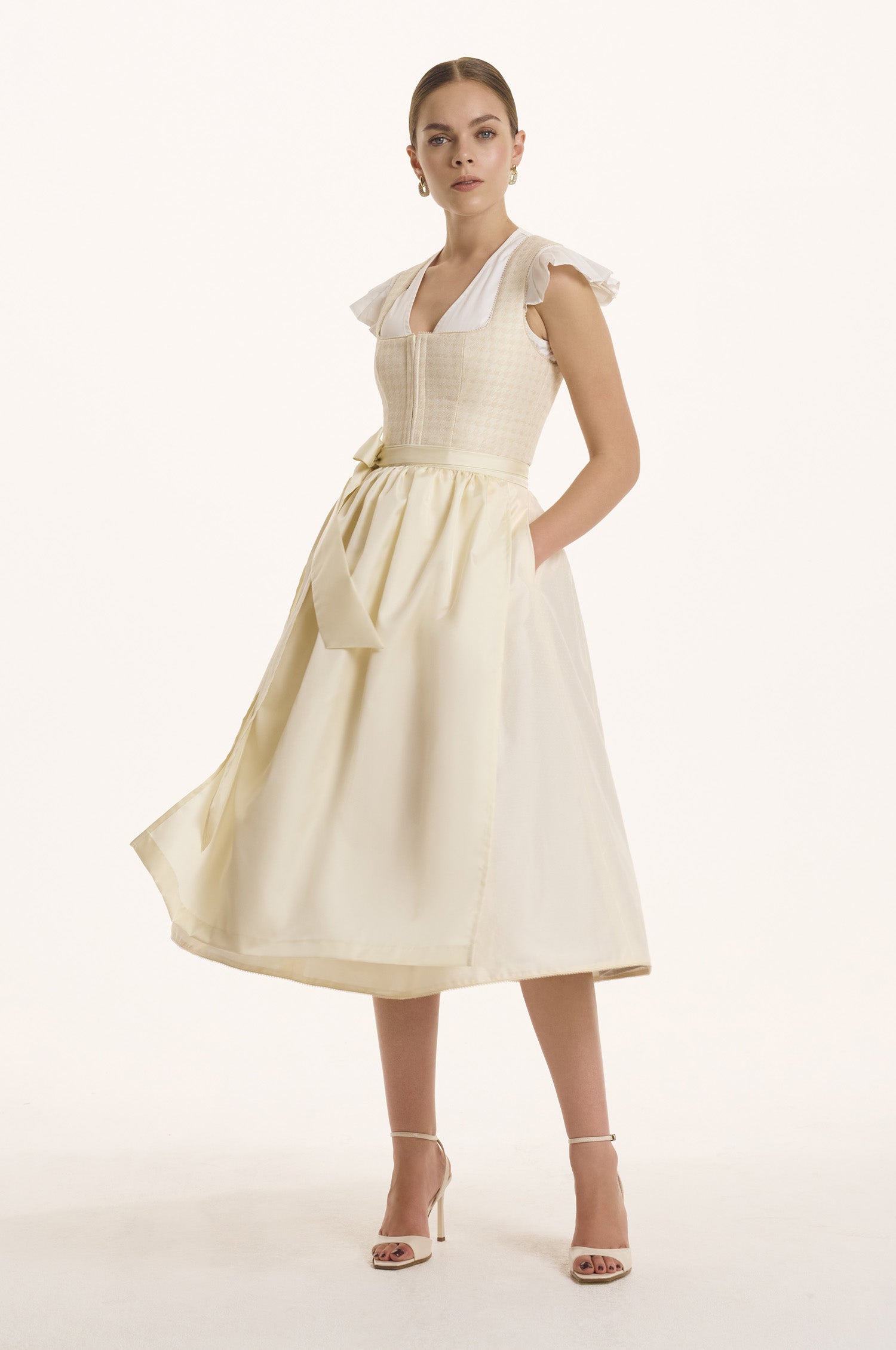 Dirndl Sophia in Ivory