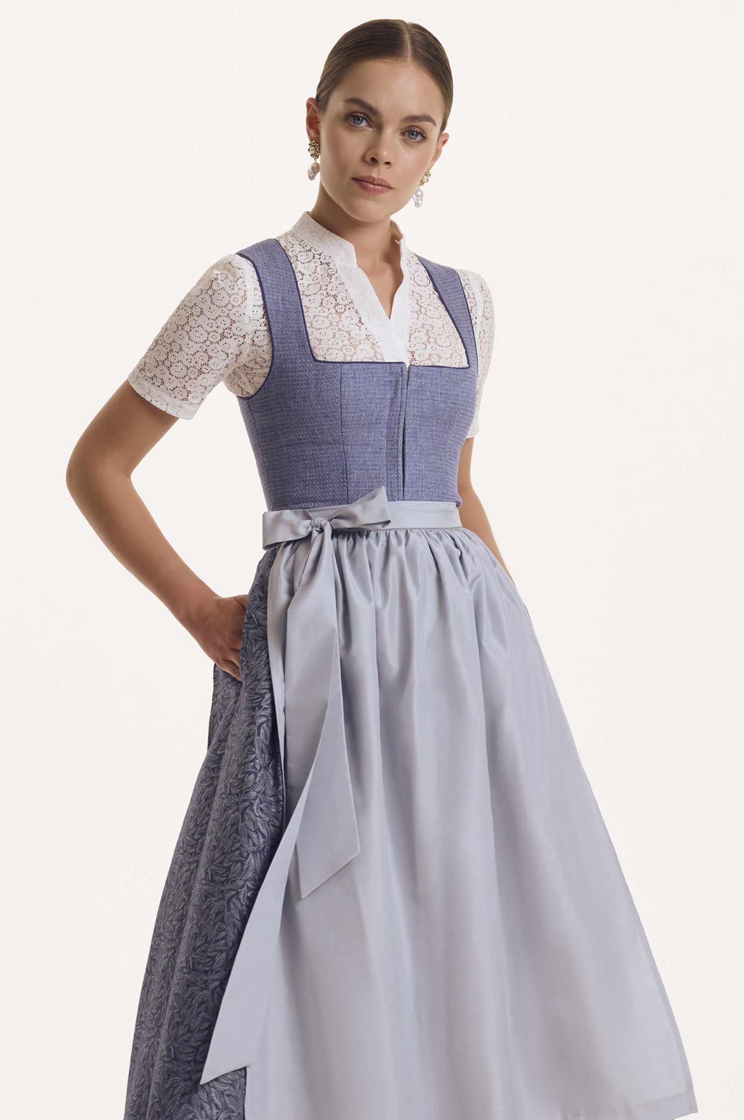 Dirndl Thea in Blau