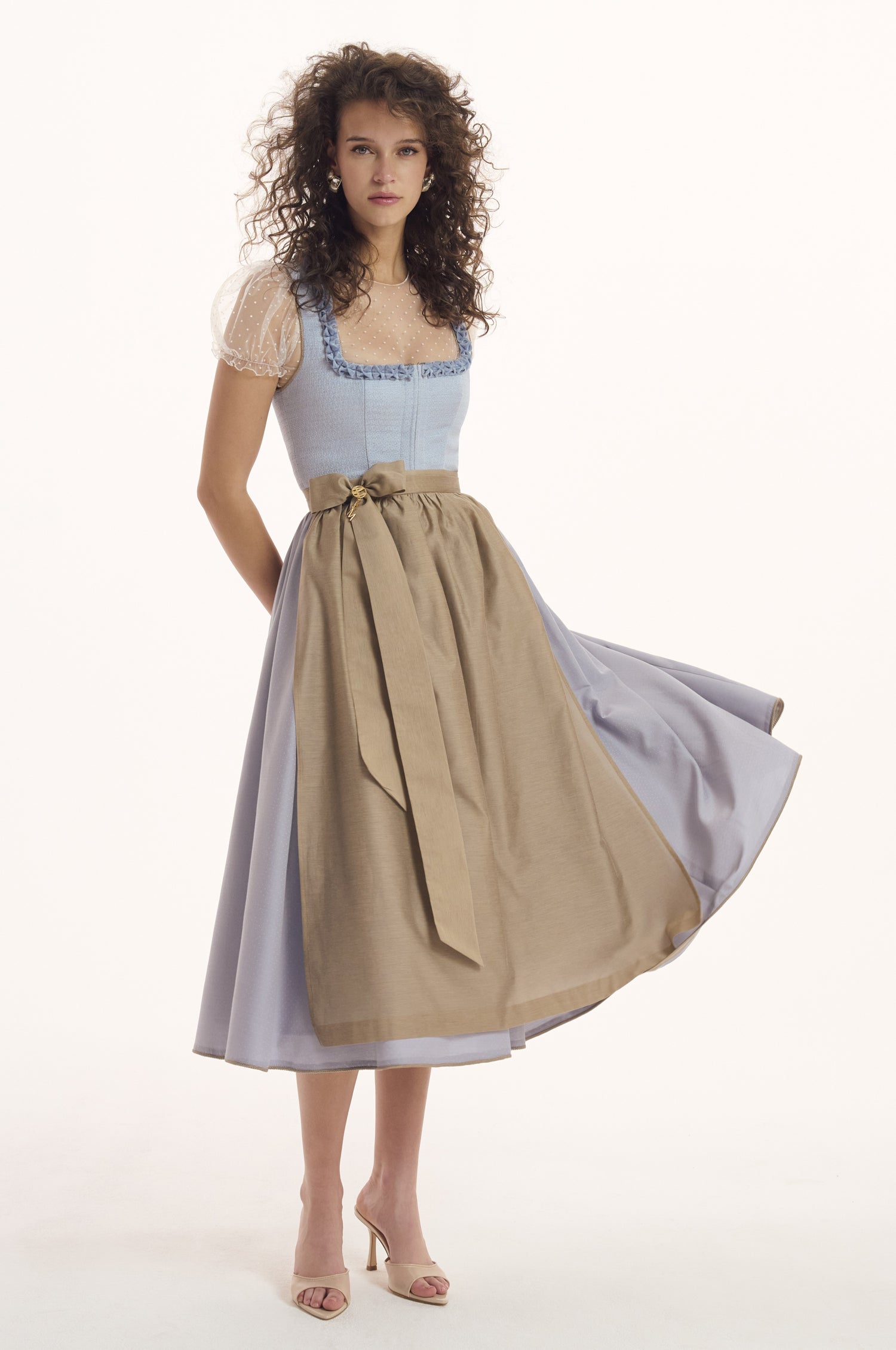 Dirndl Salerno in Eisblau