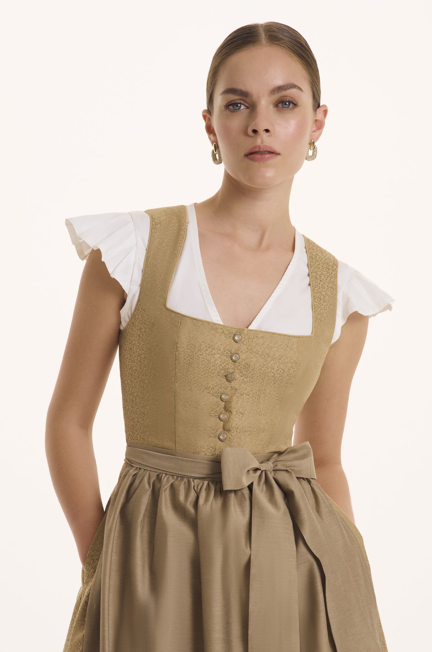 Dirndlbluse Kiki in weiß
