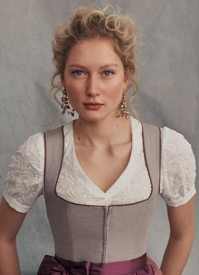Dirndlbluse Ea in Ivory