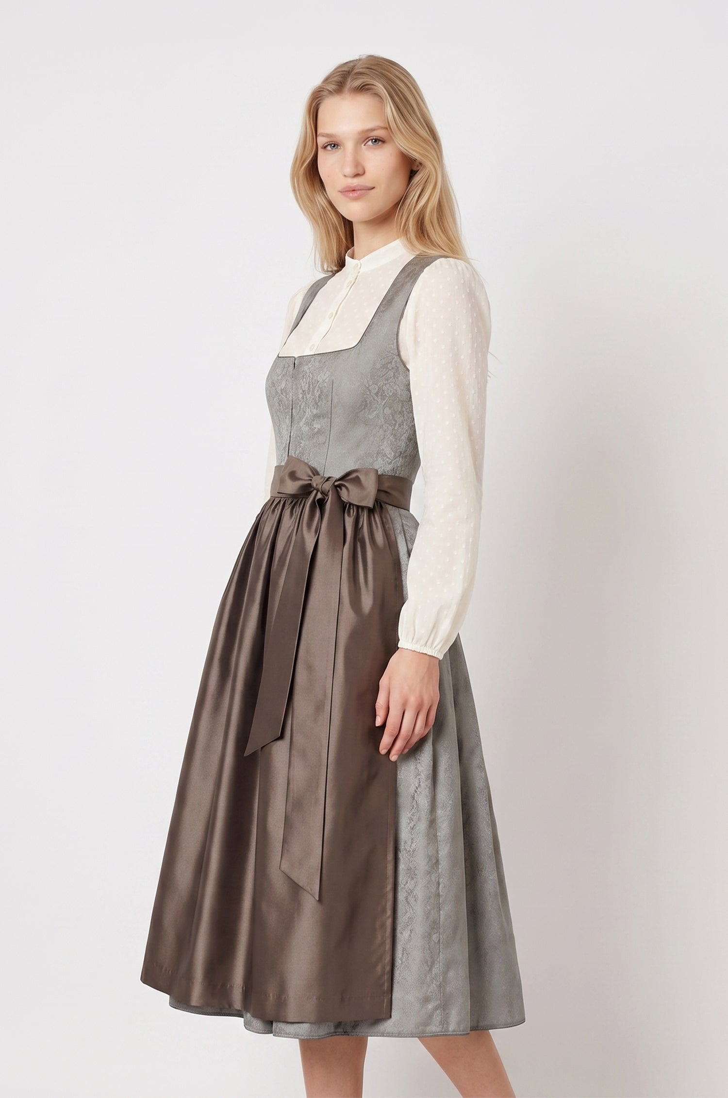 Dirndl Fabia in Schlamm