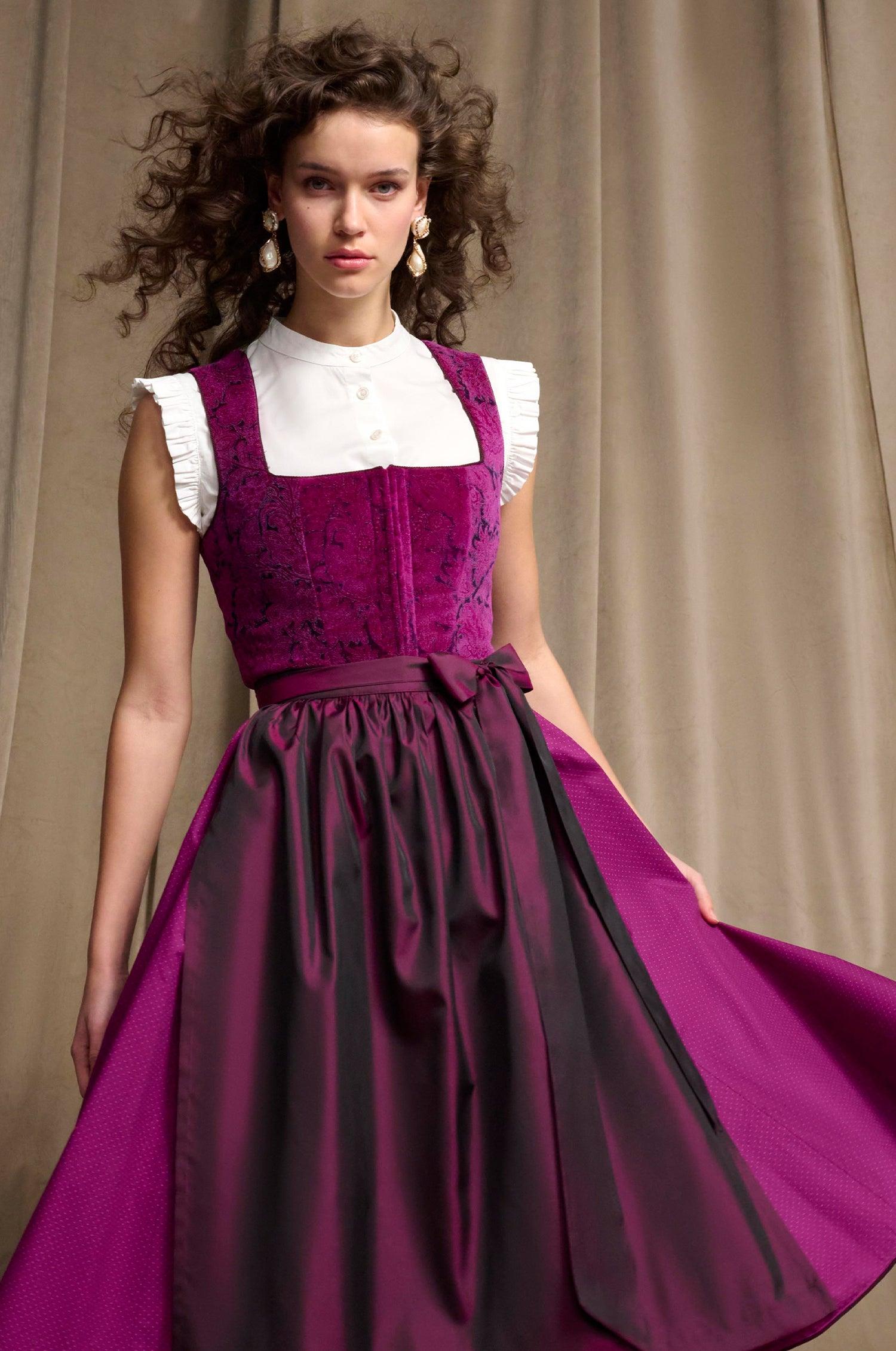 Dirndl Genf in Cassis - TRACHT À PORTER