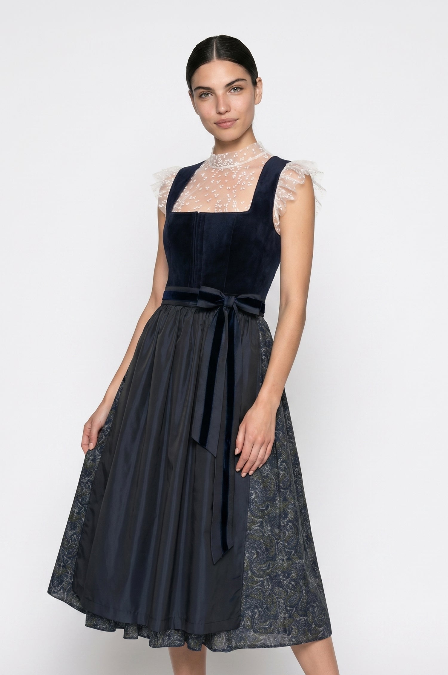 Lederdirndl Maliano in Nachtblau