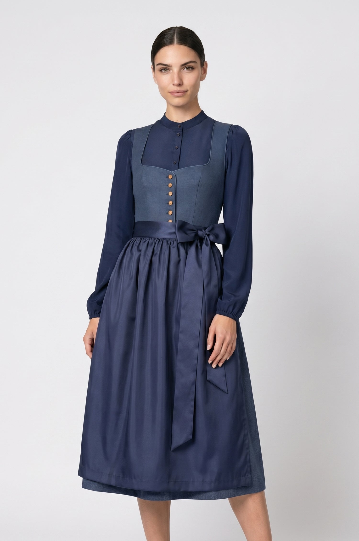 Dirndl Nora in Blau