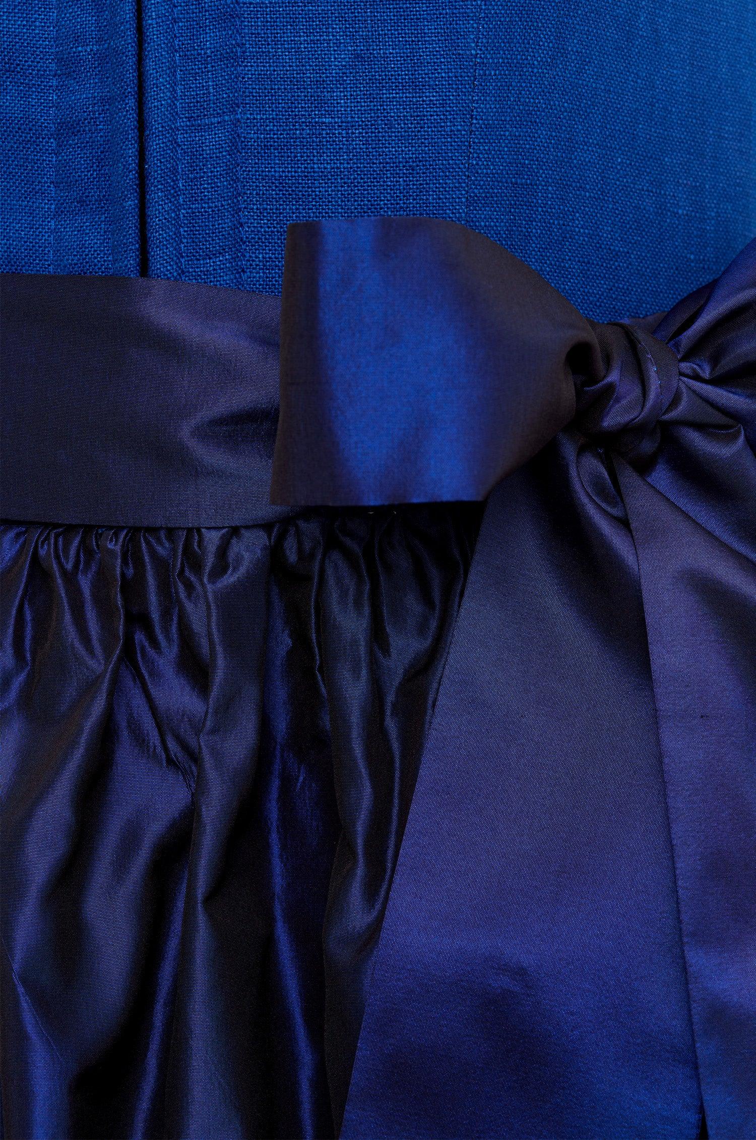 Jubiläumsdirndl in Royal - TRACHT À PORTER