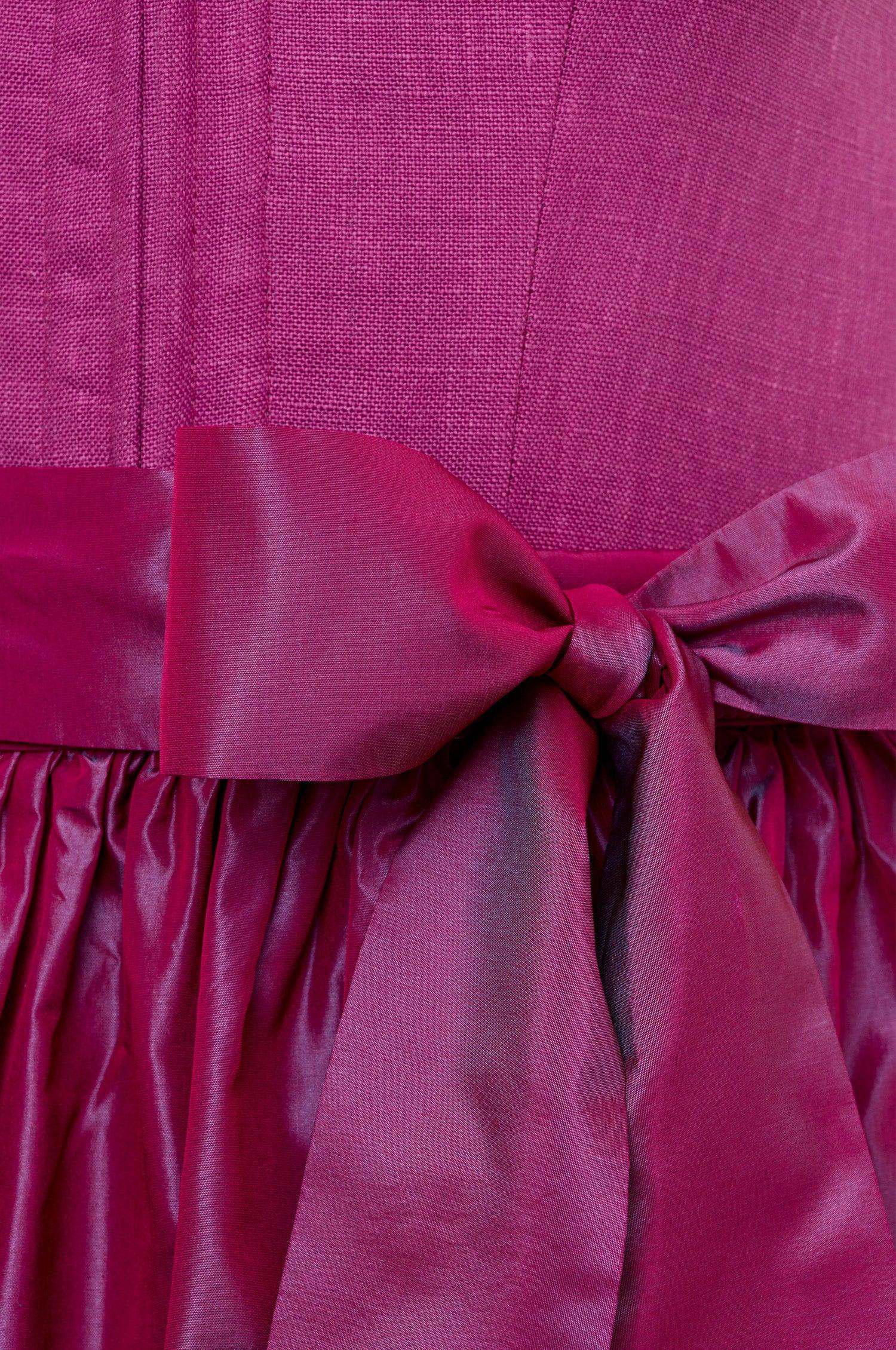 Jubiläumsdirndl in Cassis - TRACHT À PORTER