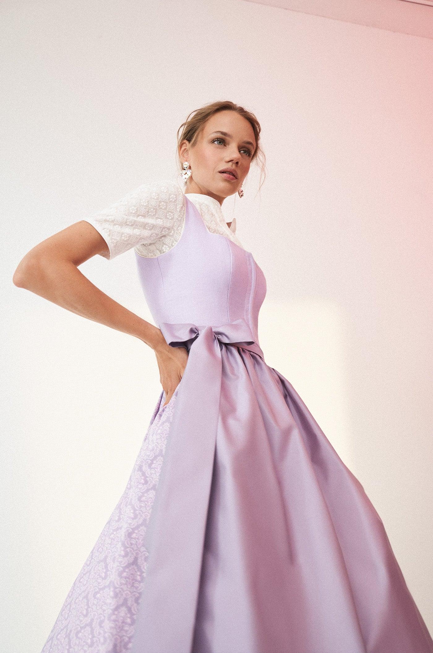 Dirndl Anna in Flieder - 70cm