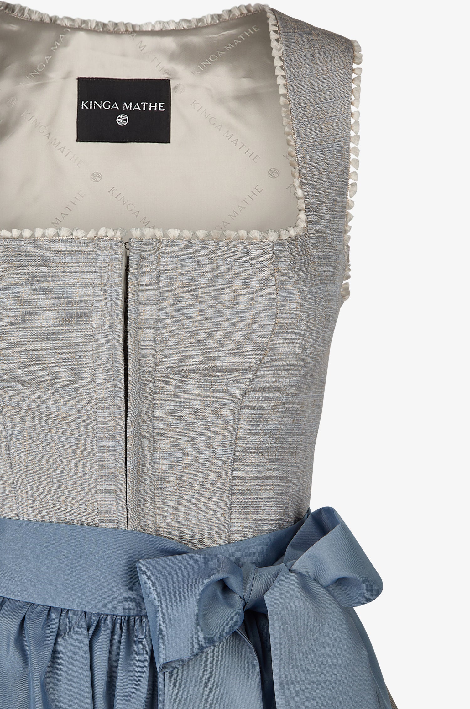Dirndl Maranello in Hellblau