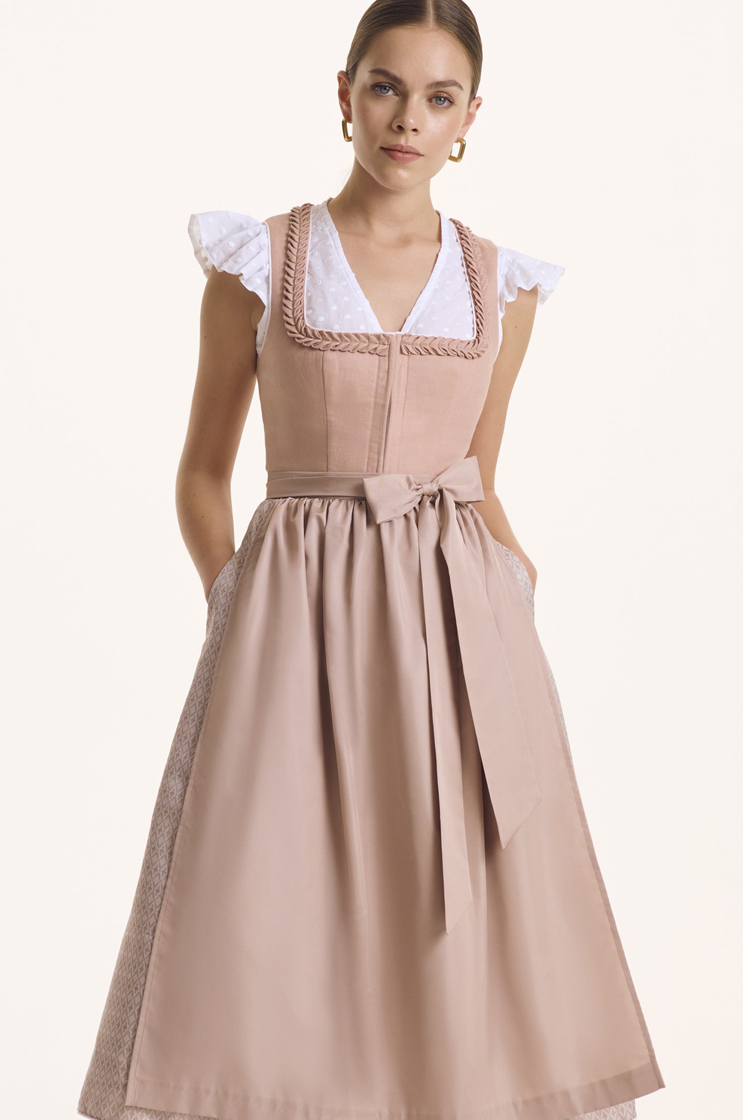 Dirndl Nela in Rose