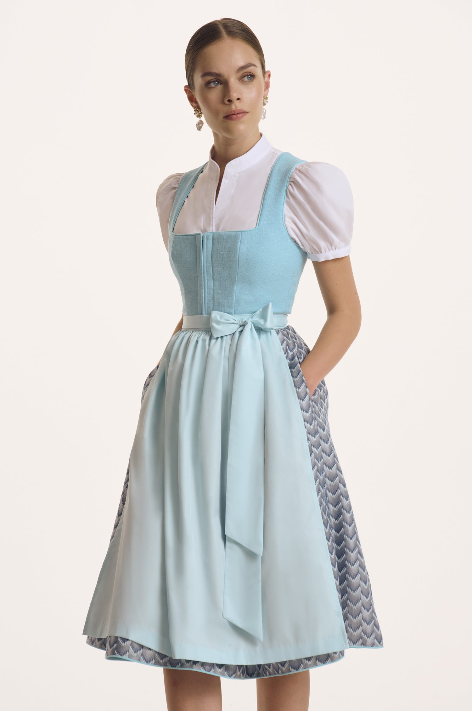 Dirndl Cleo in Türkis