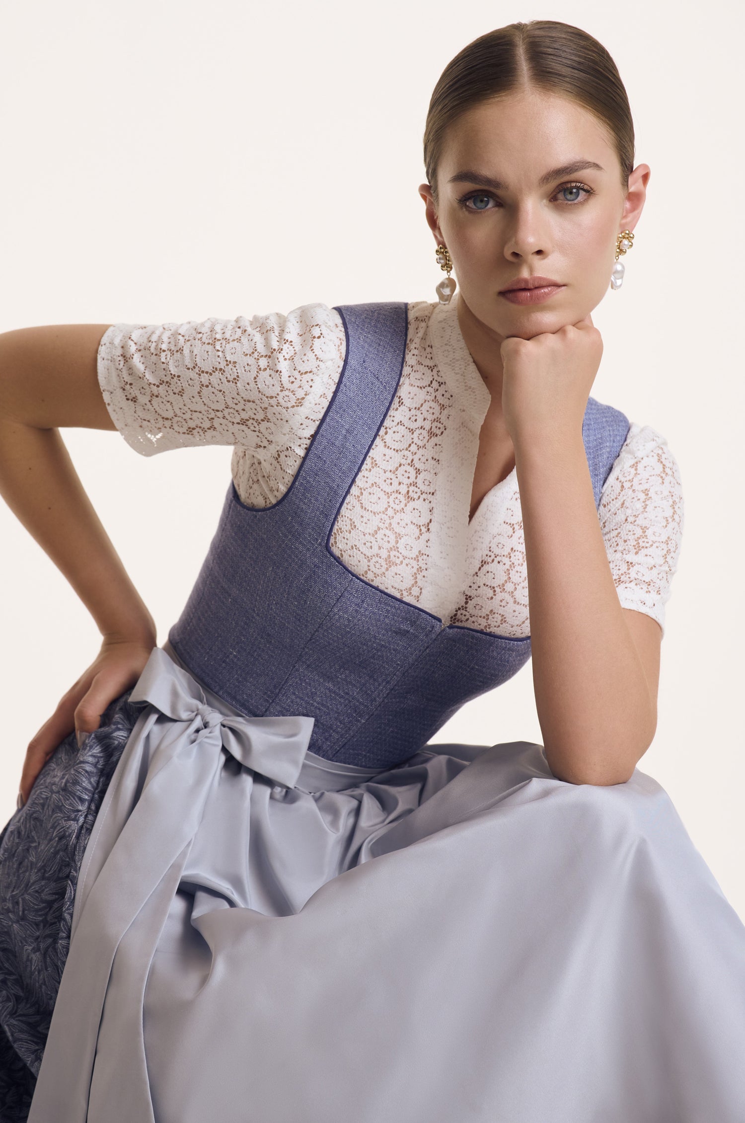 Dirndl Thea in Blau