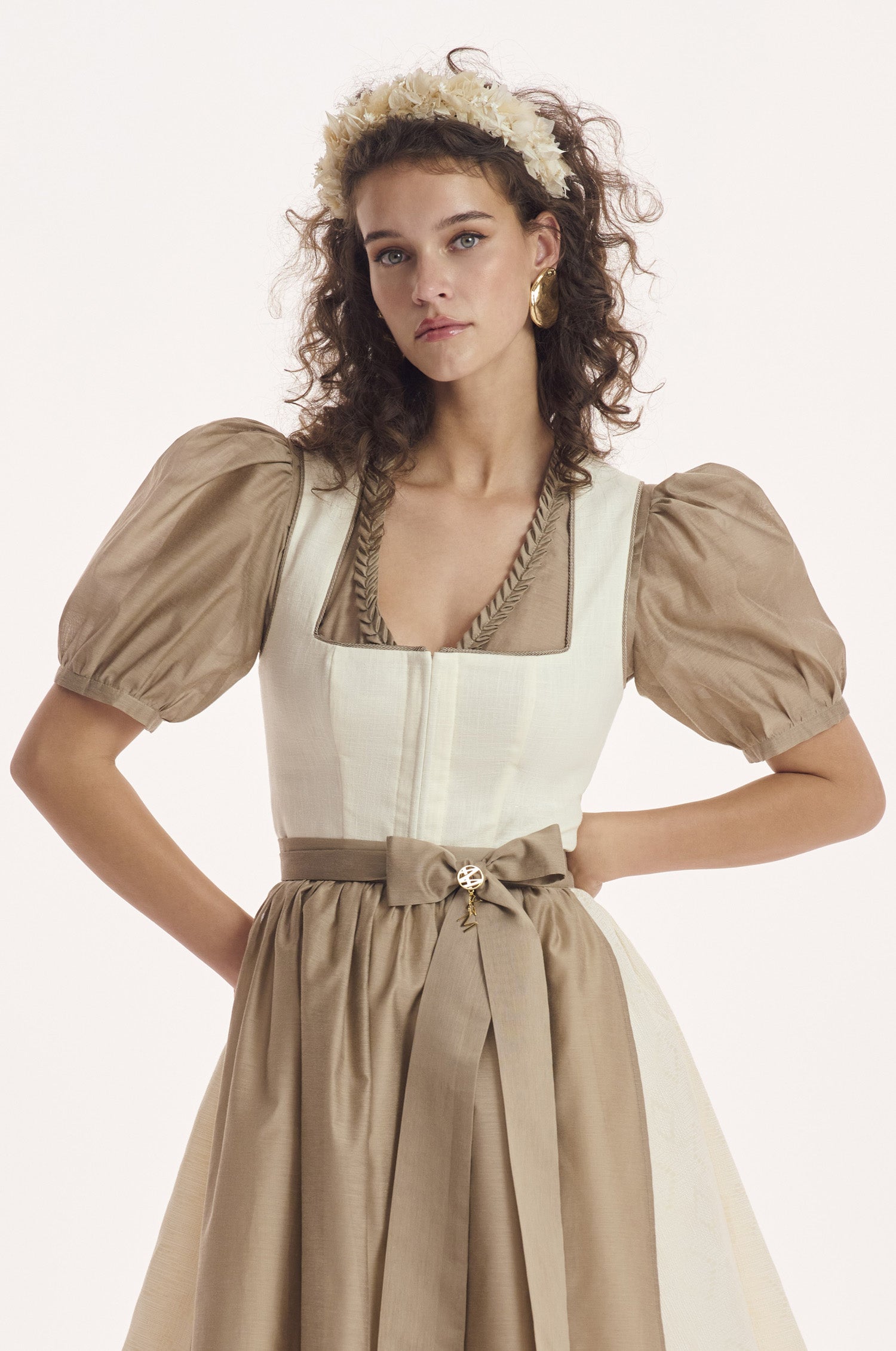 Dirndlbluse Colada in Beige