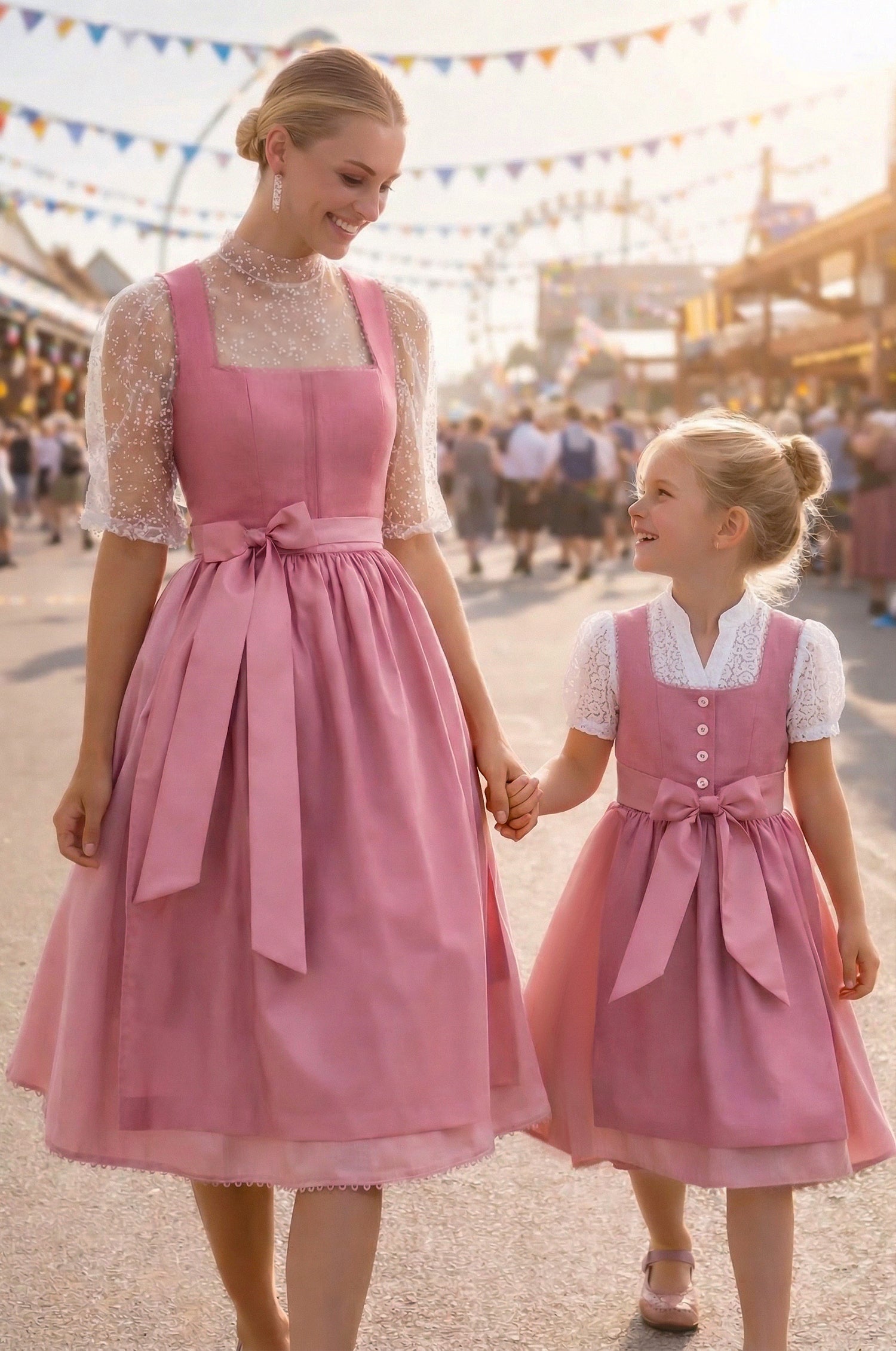 Kinderdirndl München in Himbeere