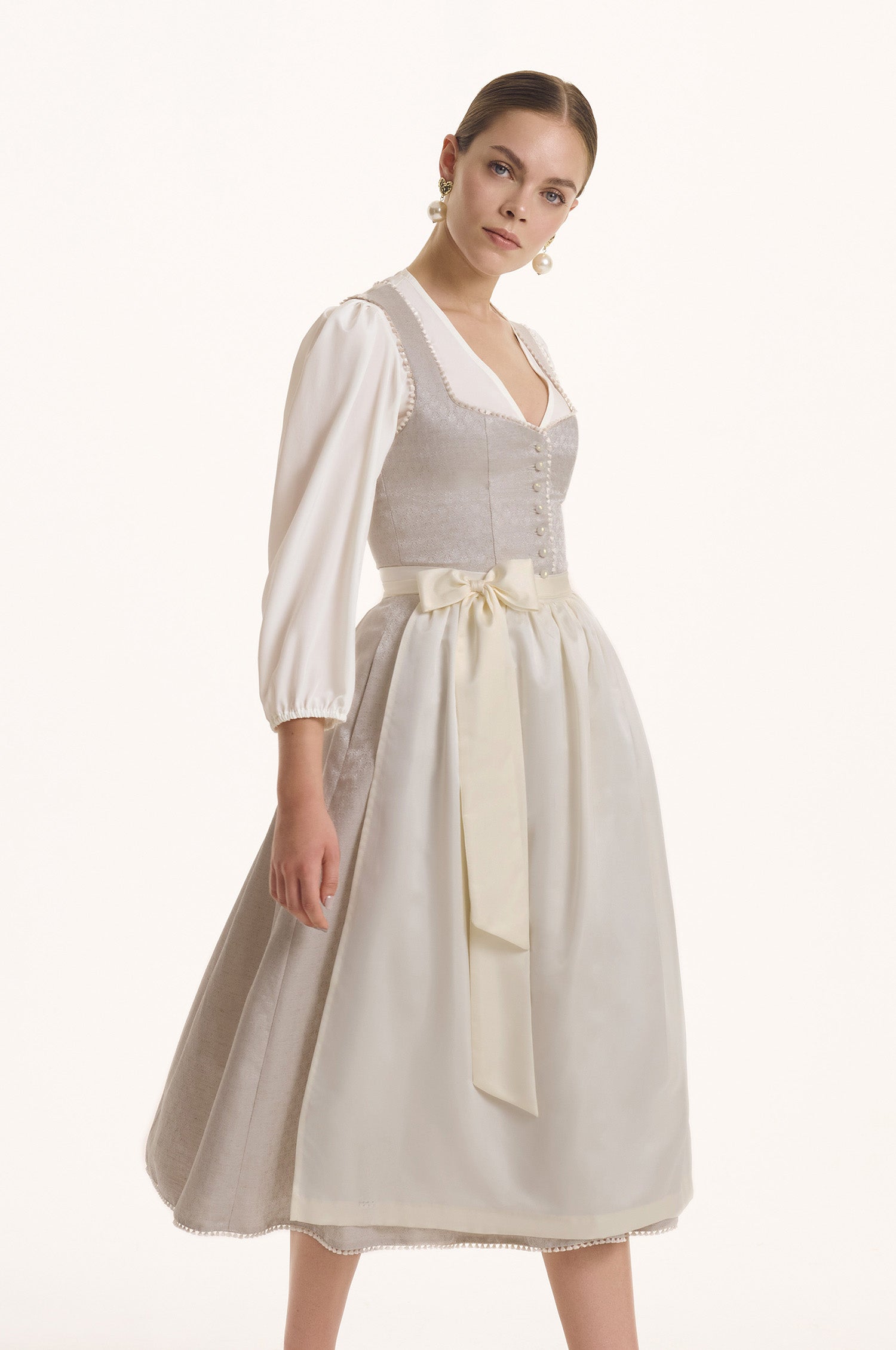 Dirndl Lia in Ivory