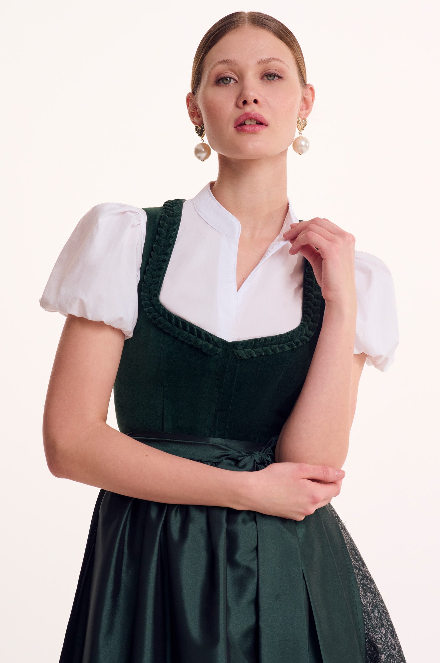 Dirndl Tara in Smaragd