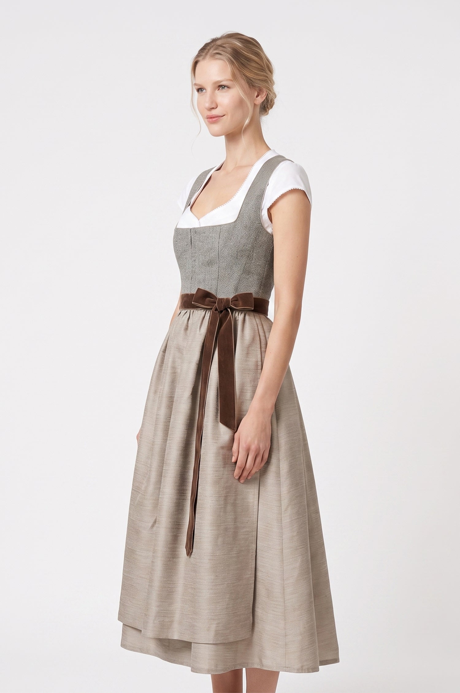 Dirndl Fasano in Sand
