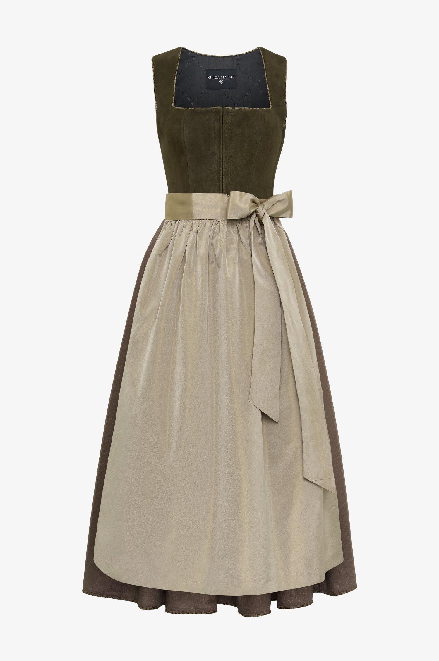 Kinga Mathe Lederdirndl Forst in moos