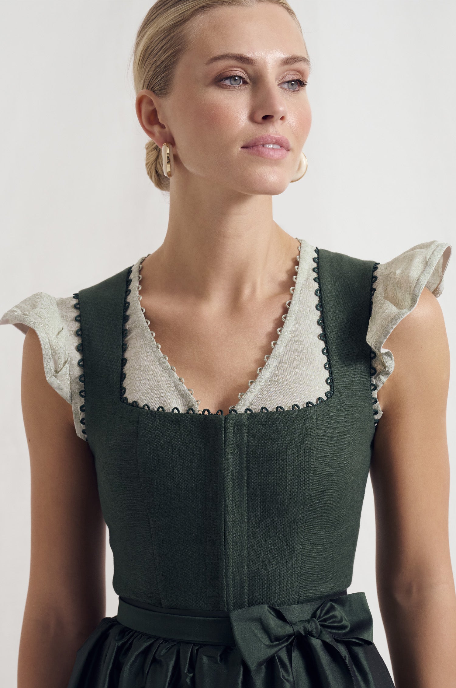 Dirndlbluse Kiki in Mint