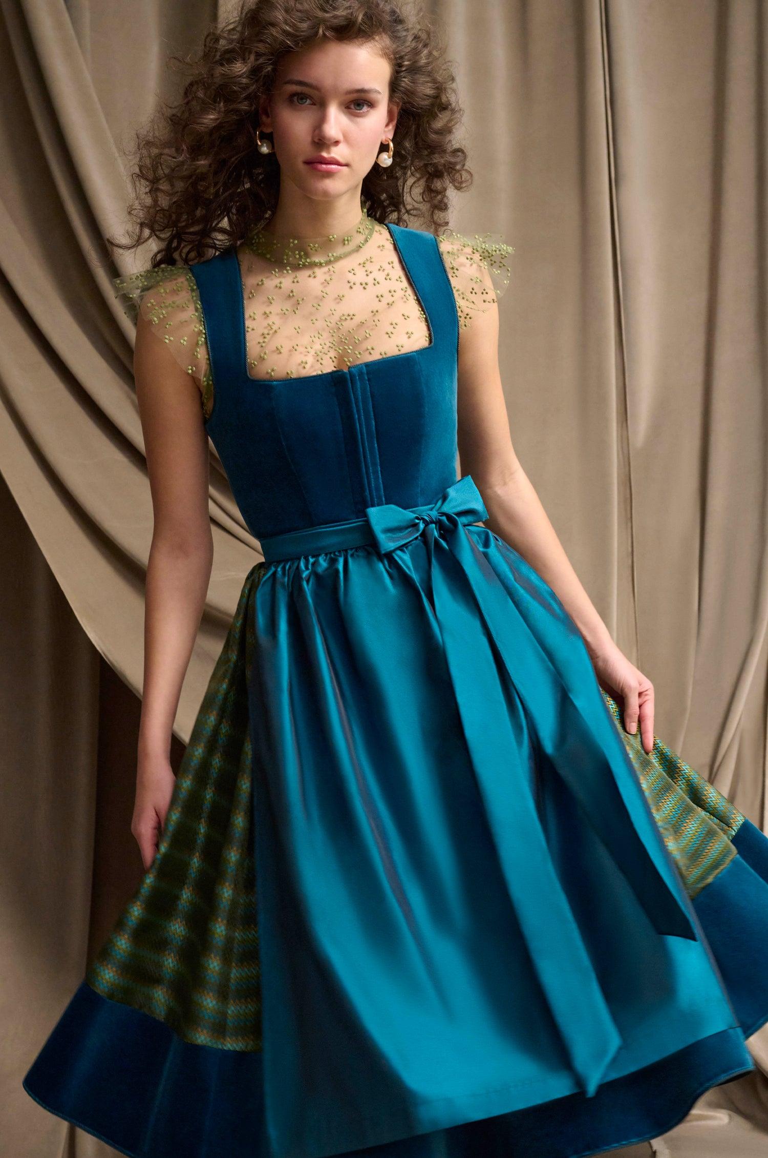 Dirndl Lorient in Cyan