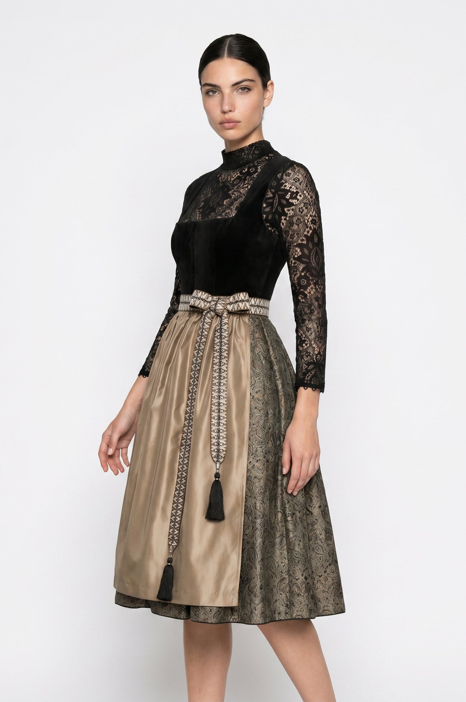 Lederdirndl Maliano in Schwarz