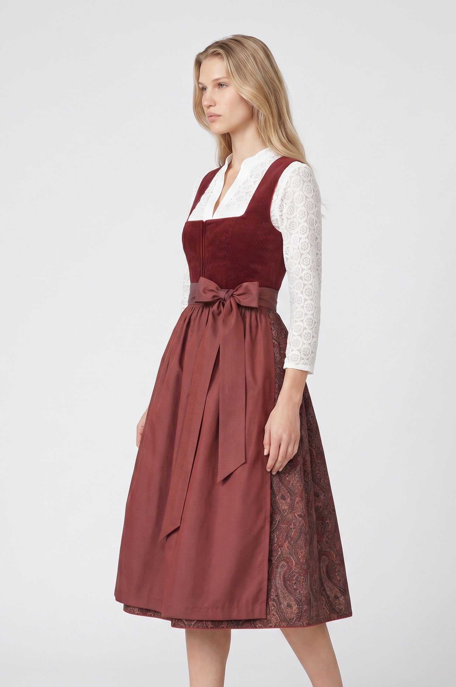 Dirndl Neda in Weinrot