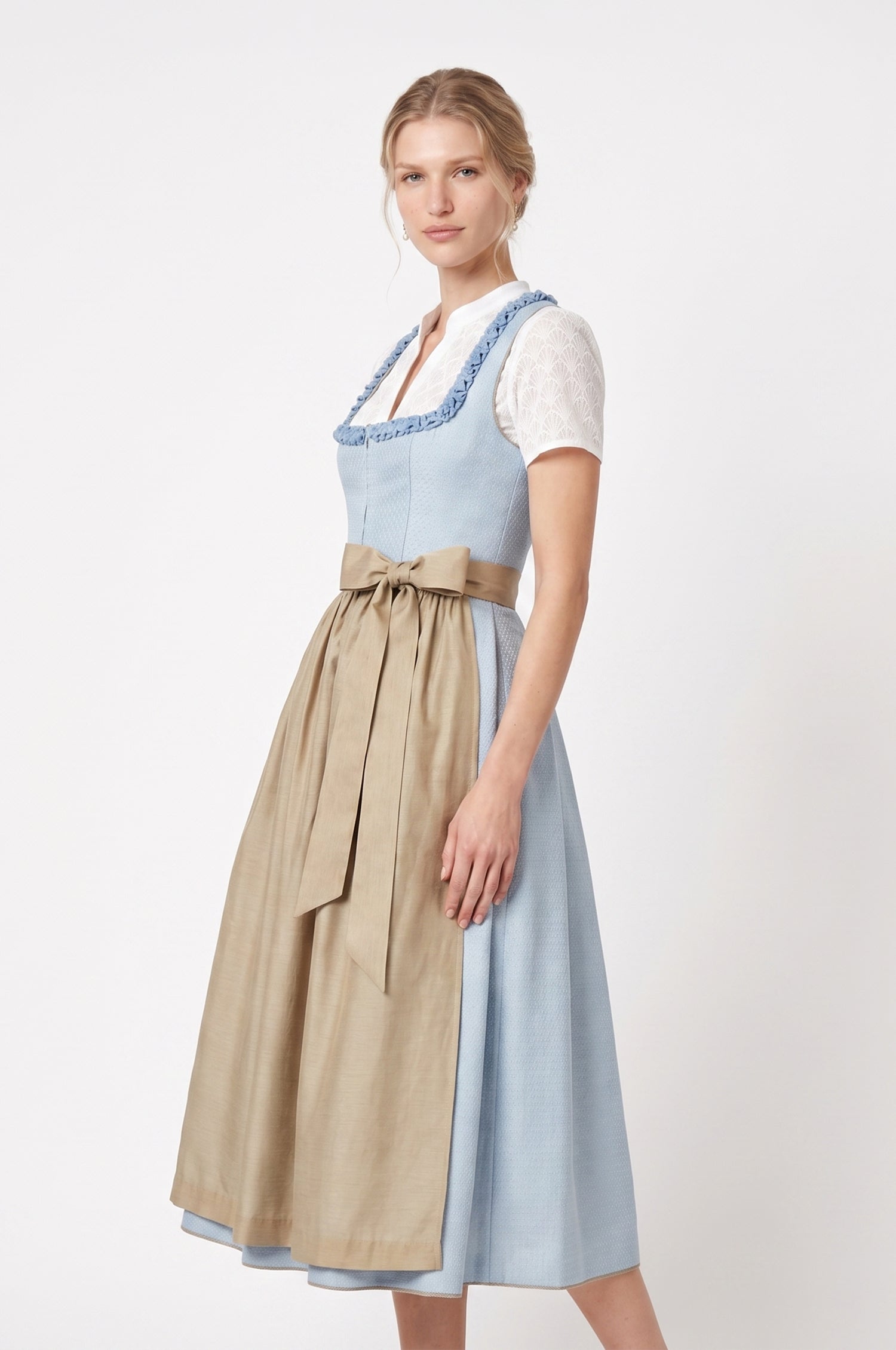 Dirndl Salerno in Eisblau