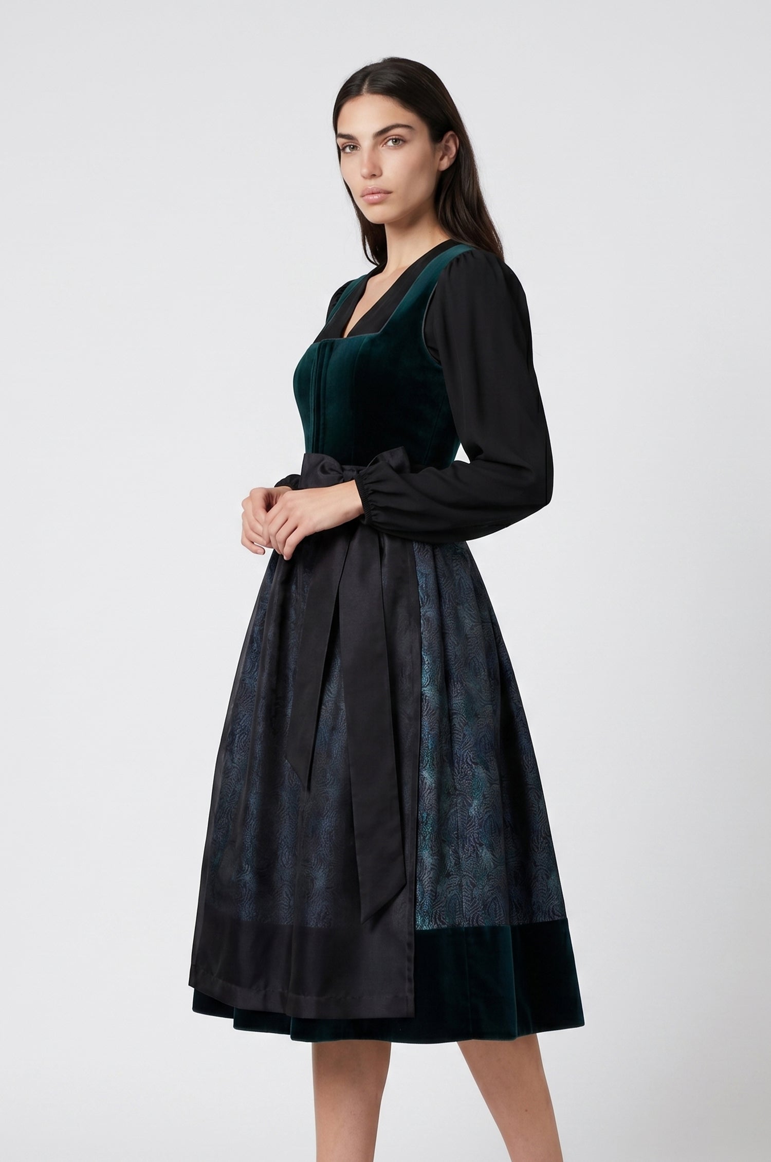 Dirndl Zamora in Petrol